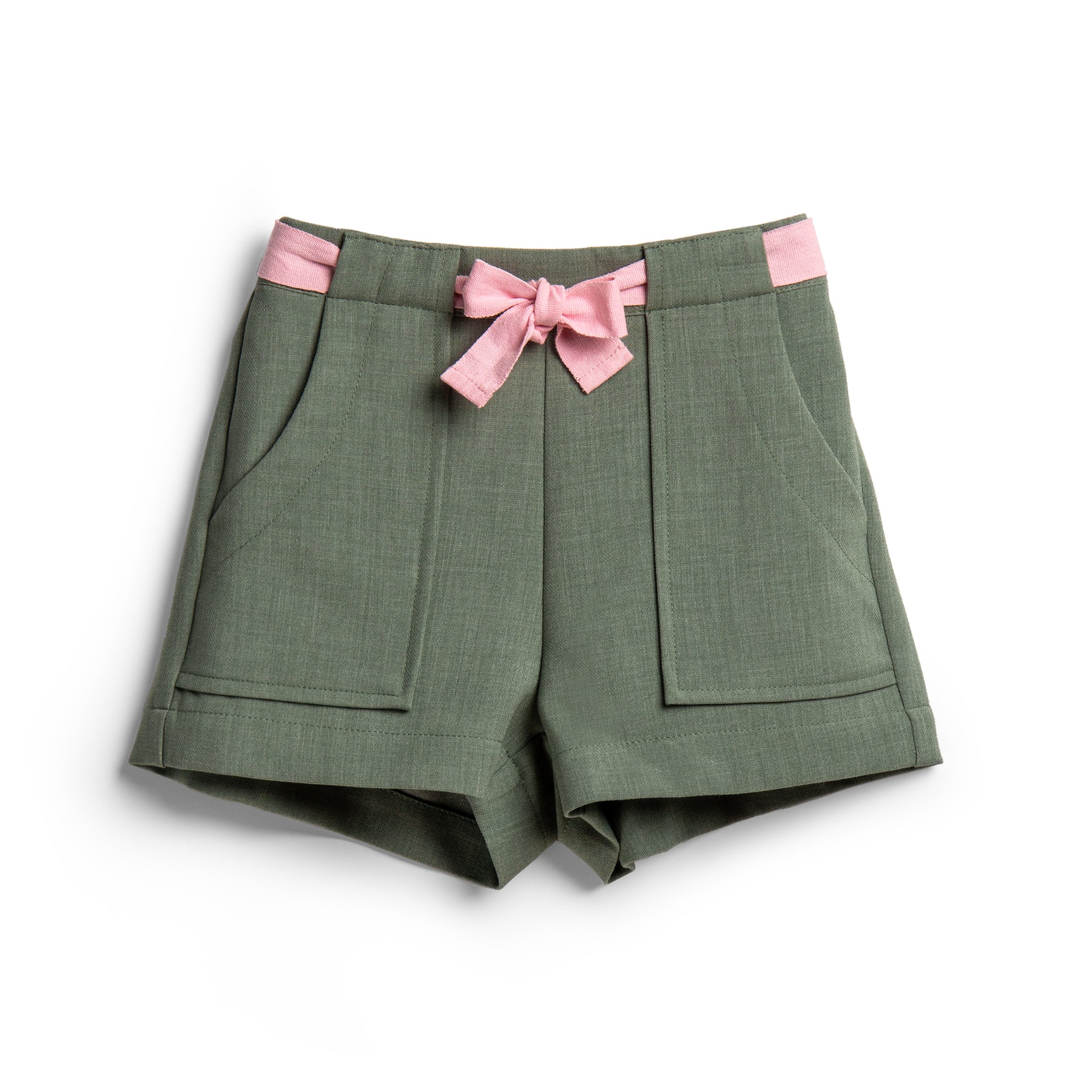 Green Pocket shorts, a pink bow waist fastening at the front. 