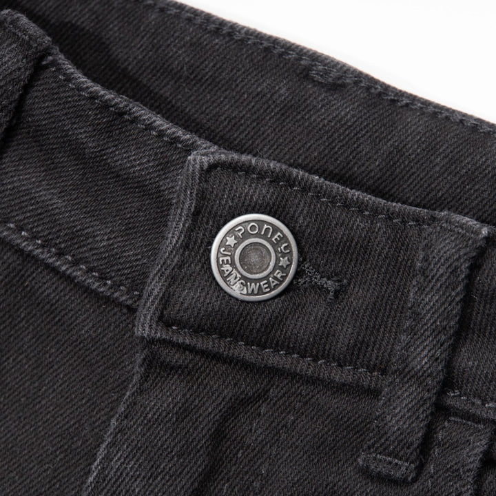 Elasticated Black Jeans, front zipper and button fastening. Embroidered back pockets, adjustable button included in the waist band.  