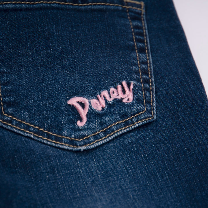 Girls Navy jeans, front and back pockets, embroidered logo, slightly distressed. Button/zipper fastening included. 